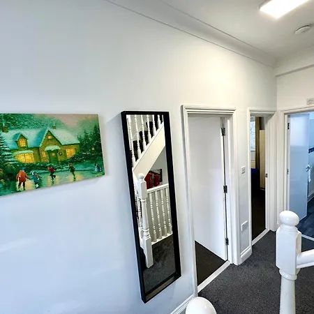 3 Bedrooms Spacious House, Separate Reception, 2 Full Bathrooms, Parking, Garden London Exterior foto